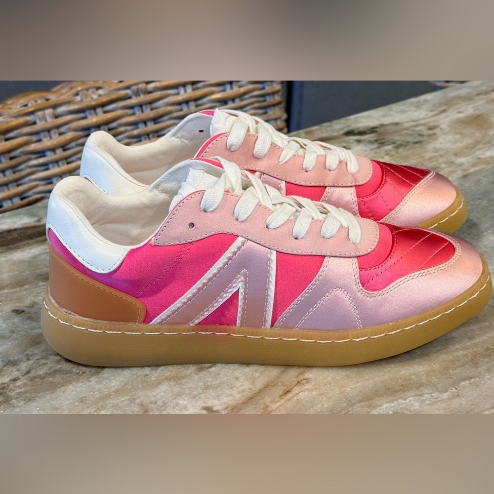 NEW Women’s MIA Vesta pink sneakers- Size 6.5 - Picture 2 of 10
